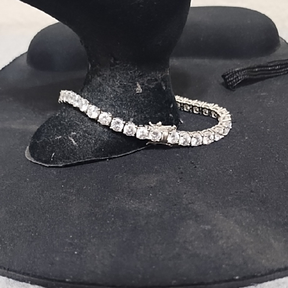 Elegant Silver Bracelet